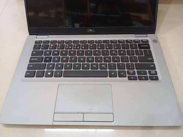 Dell Latitude 3410 - Image 6